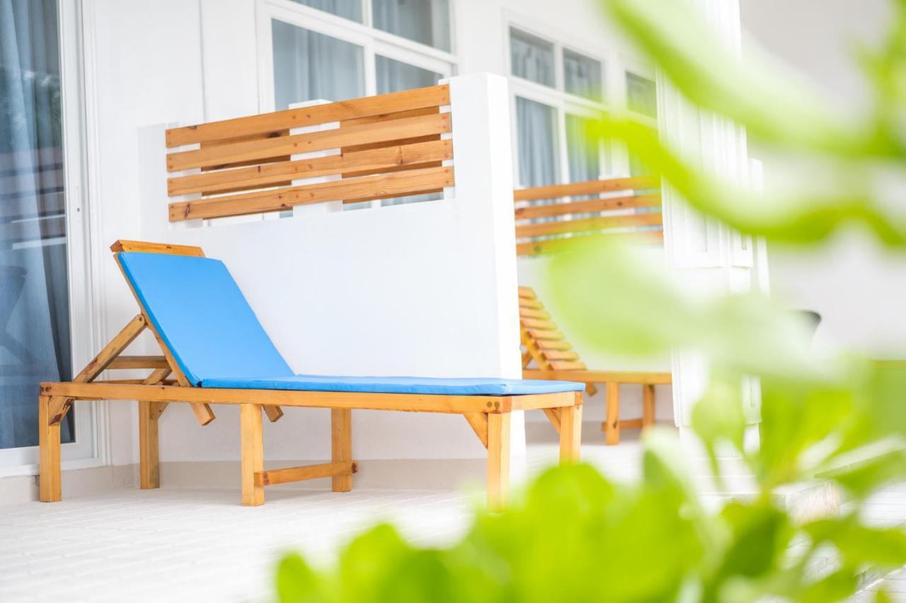 True South Hotel Addu Atol Buitenkant foto