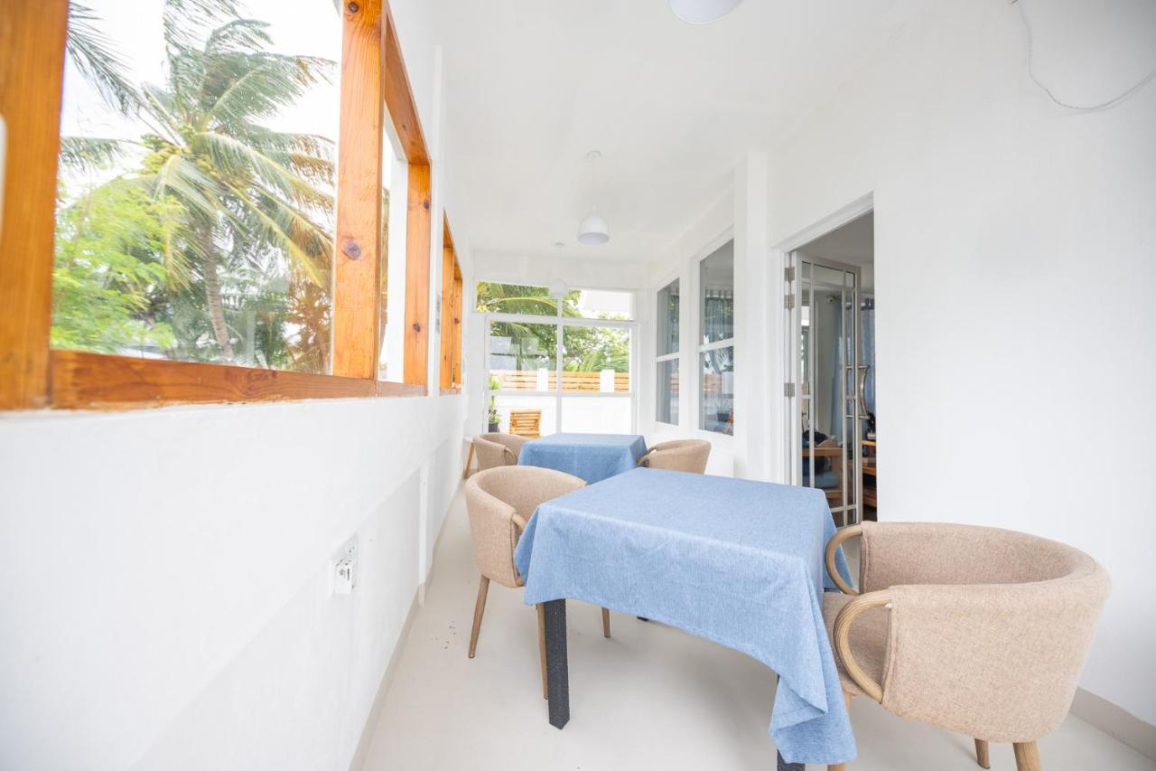 True South Hotel Addu Atol Buitenkant foto