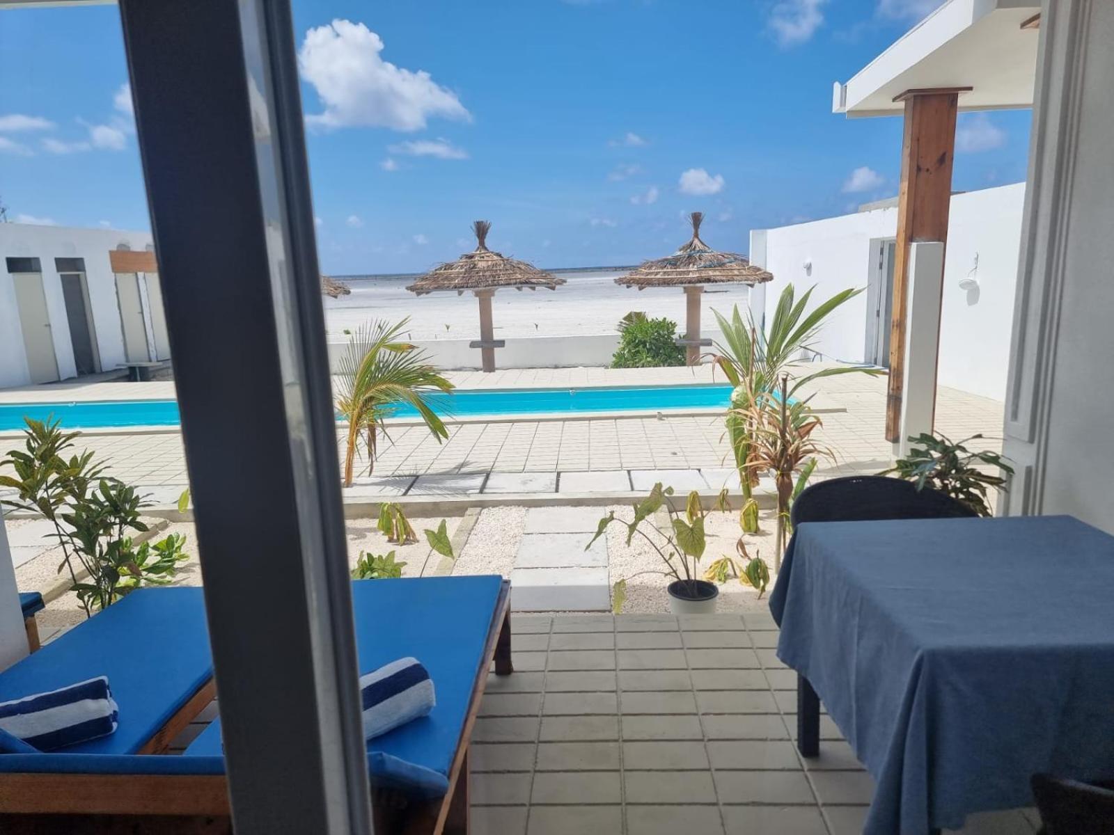 True South Hotel Addu Atol Buitenkant foto